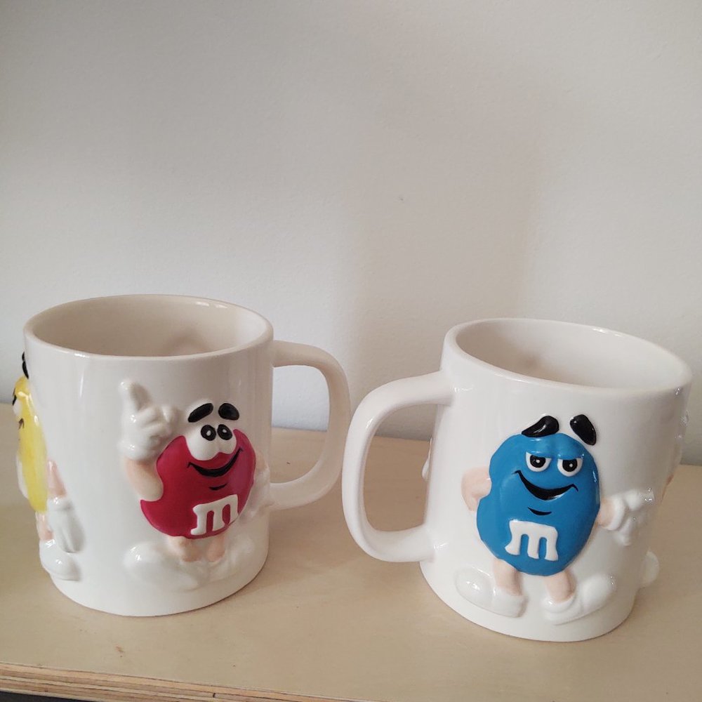 M&M Mugs, Set of 2